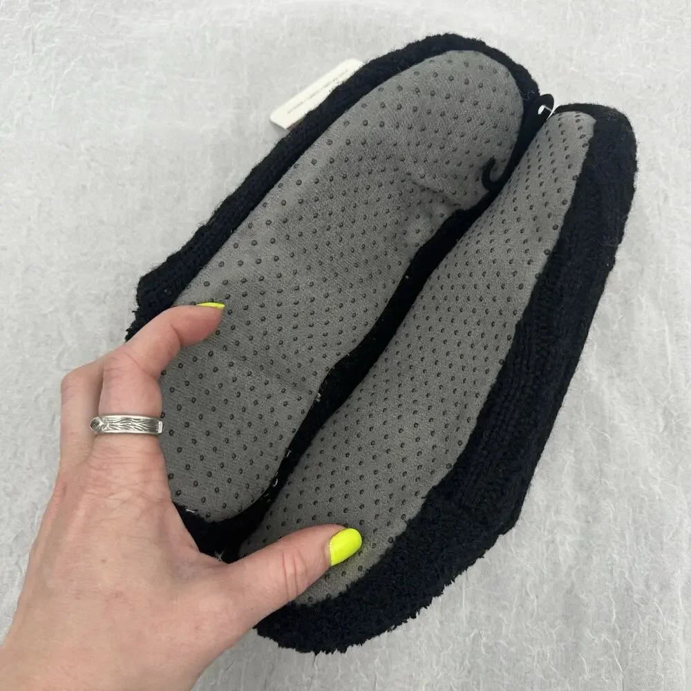 Northeast Outfitters Cozy Cabin Women's Diamond Knit Slippers S/M Black